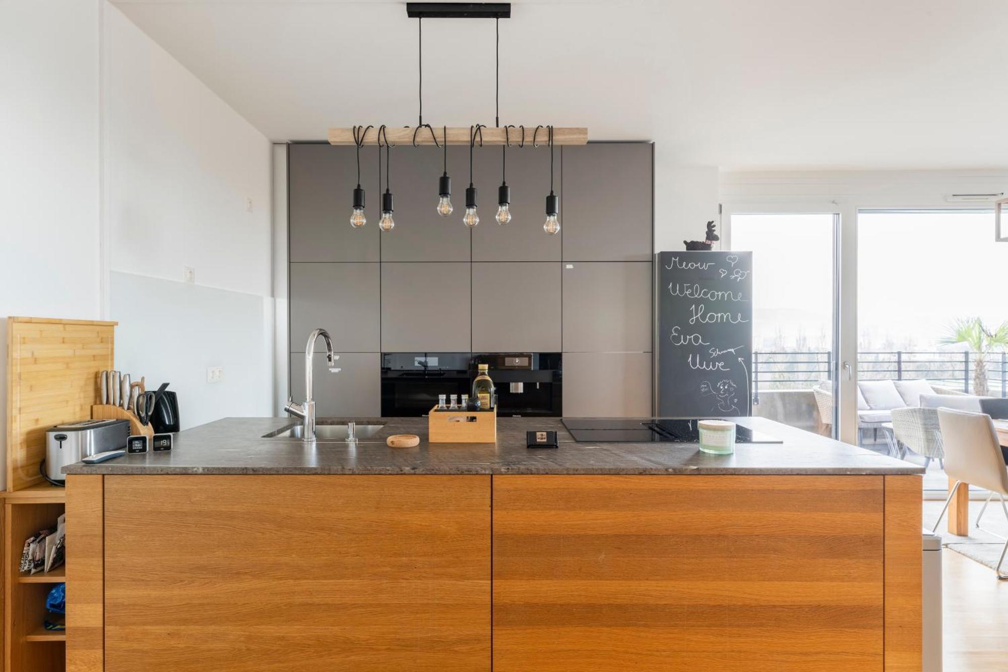 Edler Wohnraum Panoramablick 3 Sz Boxspringbetten, E-Ladestation, Kaffeevollautomat, Klima, Lift, Terrasse & 2Xtg 그라츠 외부 사진