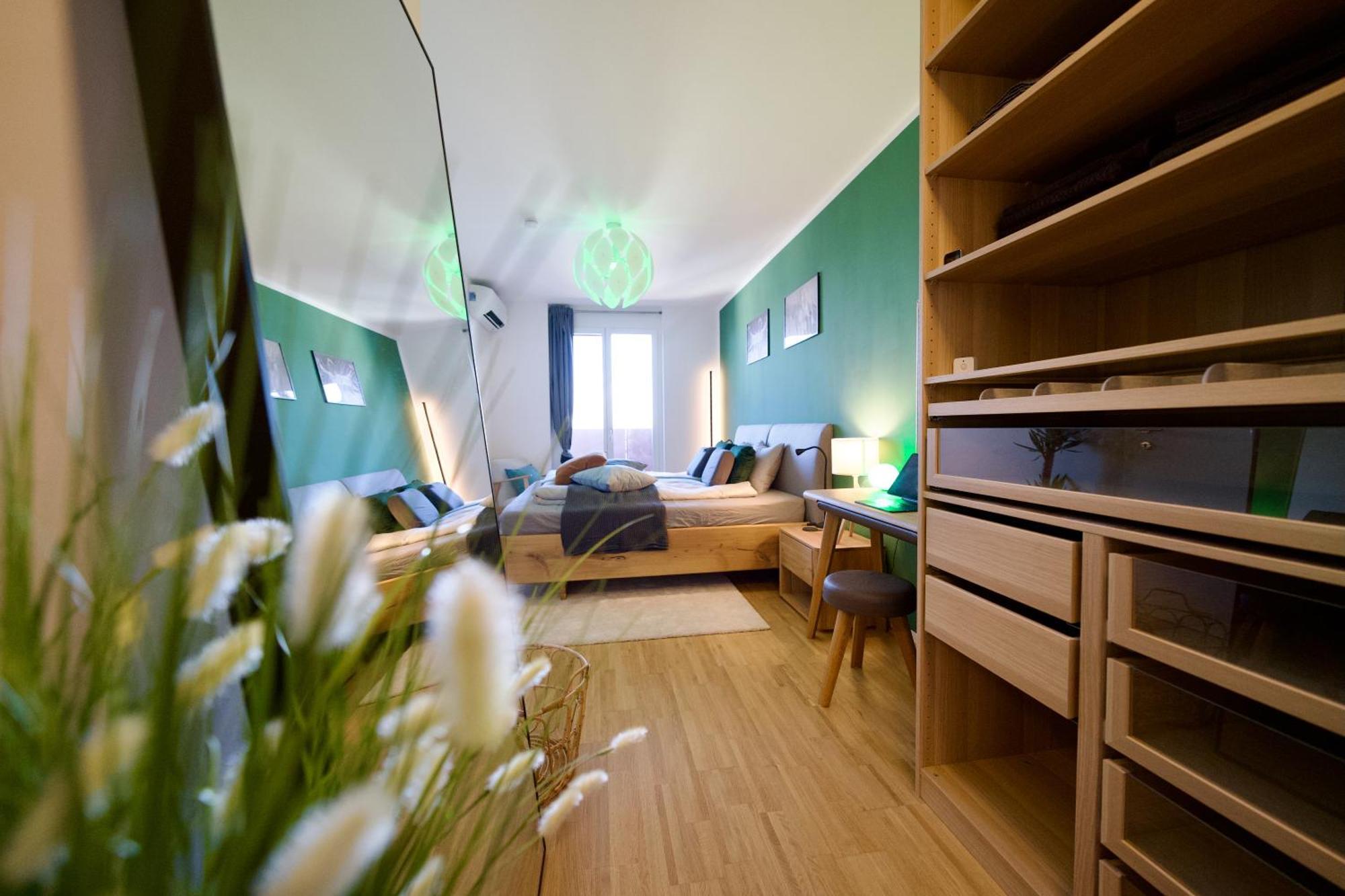 Edler Wohnraum Panoramablick 3 Sz Boxspringbetten, E-Ladestation, Kaffeevollautomat, Klima, Lift, Terrasse & 2Xtg 그라츠 외부 사진
