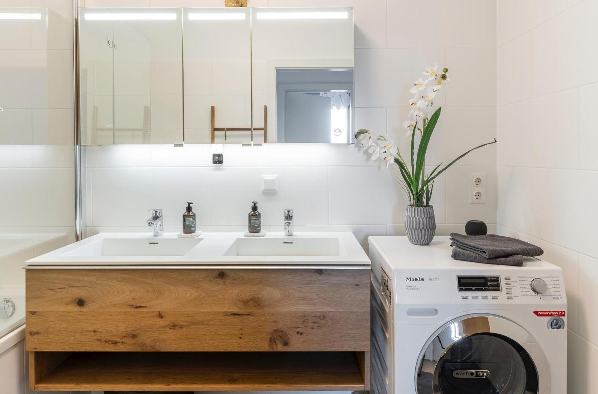 Edler Wohnraum Panoramablick 3 Sz Boxspringbetten, E-Ladestation, Kaffeevollautomat, Klima, Lift, Terrasse & 2Xtg 그라츠 외부 사진