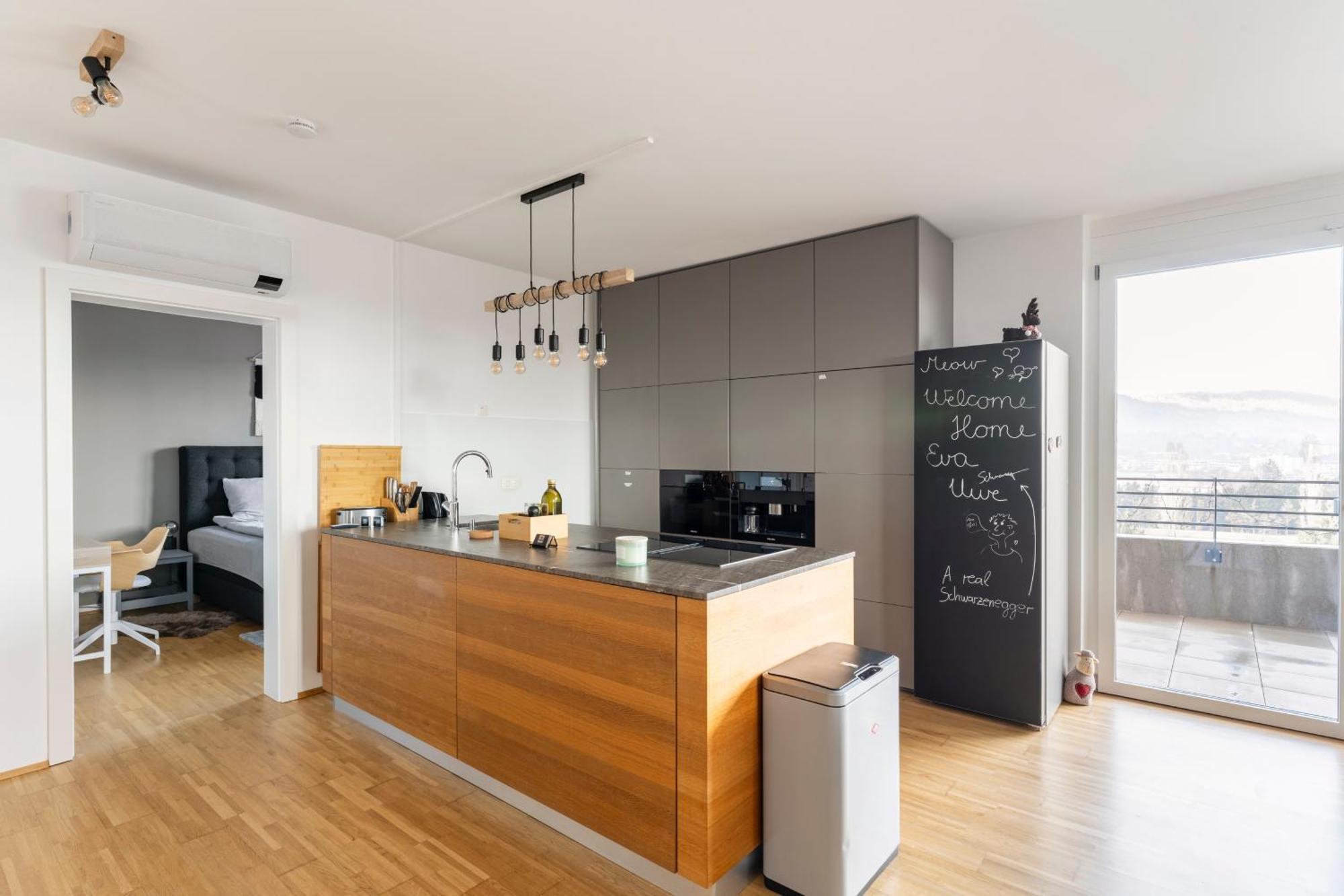 Edler Wohnraum Panoramablick 3 Sz Boxspringbetten, E-Ladestation, Kaffeevollautomat, Klima, Lift, Terrasse & 2Xtg 그라츠 외부 사진